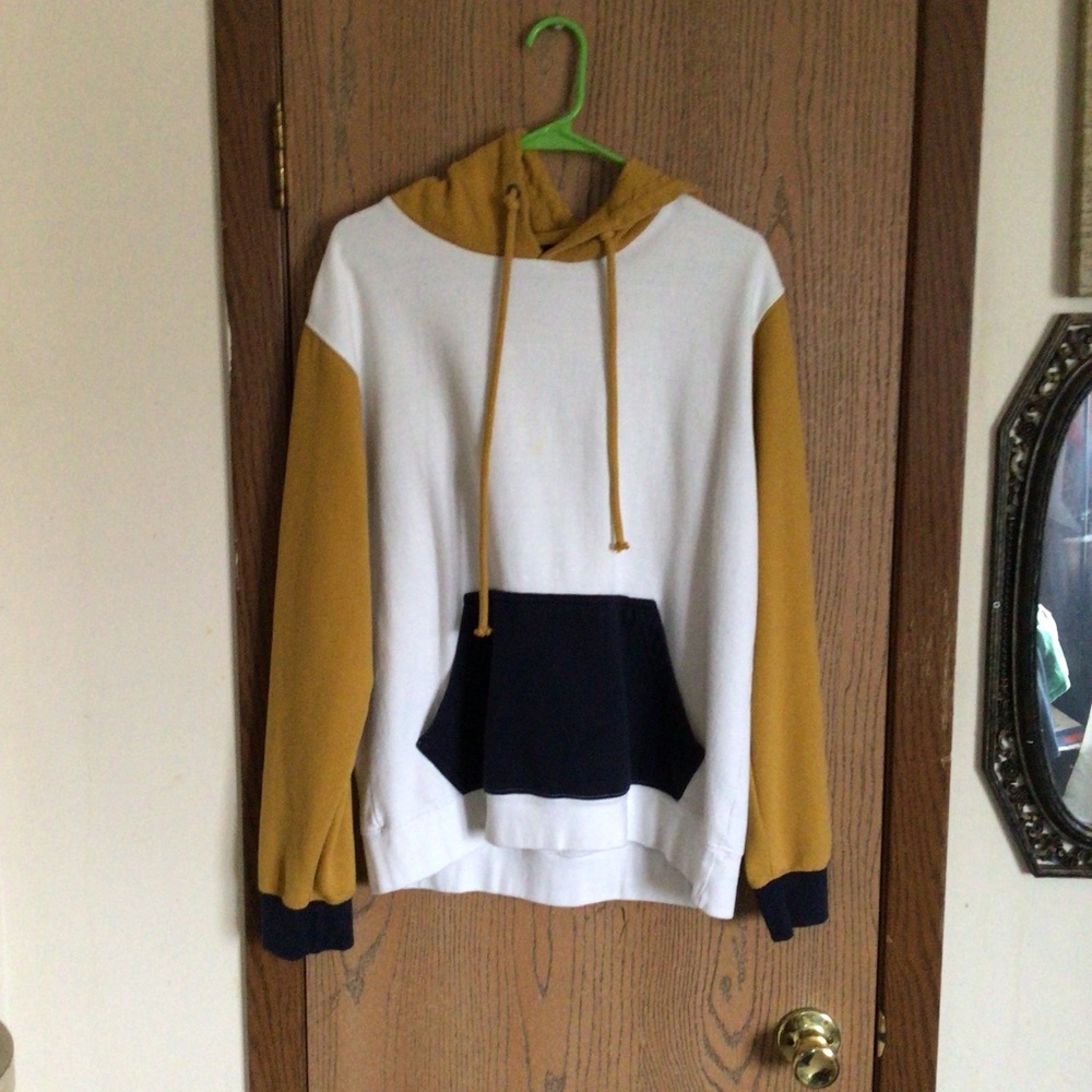 Pullover sweatshirt